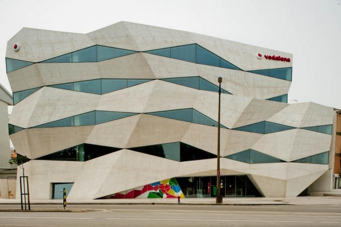 ארכיטקטורה אירופאית: וודאפון המטה בפורטוגל