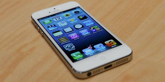 עדכון ה- iOS על האייפון המבוגר ו- iPad לפני 3 בנובמבר, או סובל באג רעה