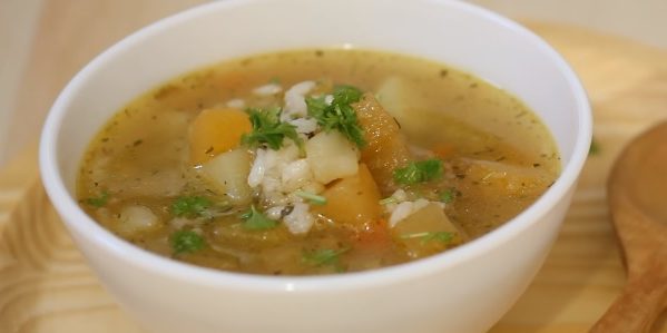 מנות מתוך לפת: מרק ירקות עם לפת ואורז