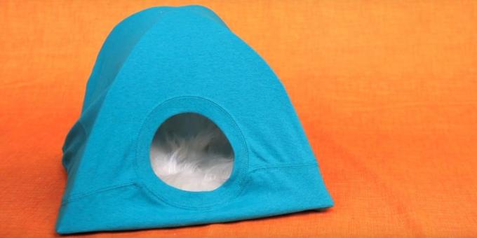 כיצד להפוך את הבית לחתולים עשויים מנייר, חולצות קולבים