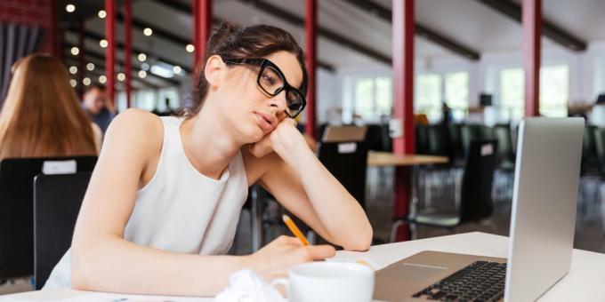 מה מוסחת בזמן חיפוש העבודה: 7 דרכים prokrastinirovat מועיל