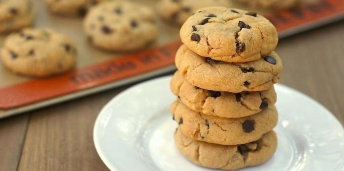 מתכוני עוגיות טעימות: עוגיות שוקולד צ'יפס קלסי