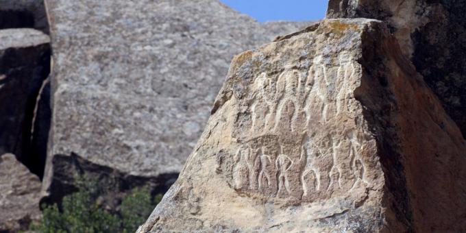 חגים באזרבייג'ן: Petroglyphs
