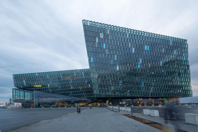 ארכיטקטורה אירופאית: אולם קונצרטים רפה ברייקיאוויק, איסלנד