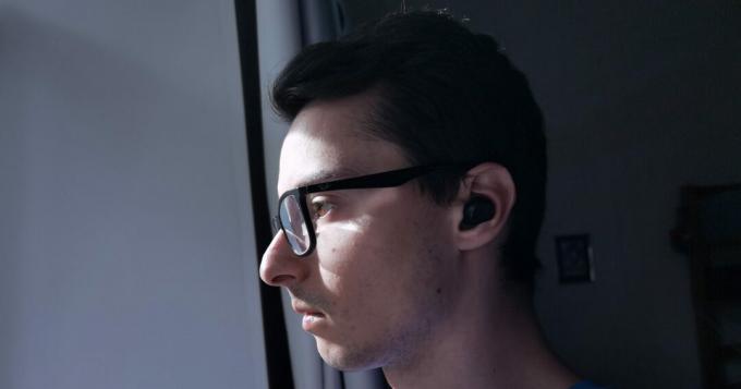 אוזניות בתוך האוזן