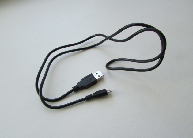 מיקרו USB אלקטל בכבלים
