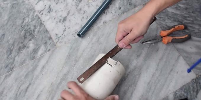 איך להכין מזרקה DIY: הכינו את צינור הביוב הראשון