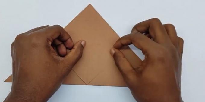 איך לעשות את הזווית לכופף מול המעטפה