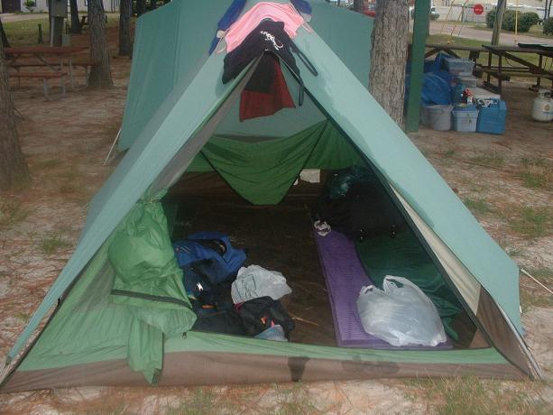 אוהל "בית"