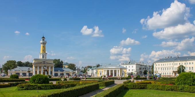 אטרקציות בקוסטרומה: כיכר סוזנינסקאיה
