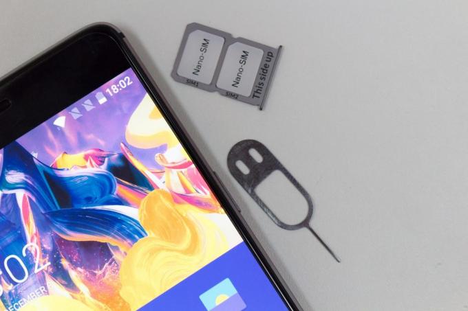 OnePlus 3T: 2 נאנו SIM