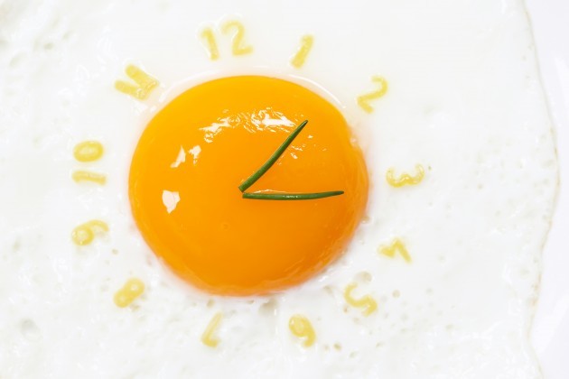 ביצים מקושקשות במיקרוגל: מתכון לעצלנים ורעבים