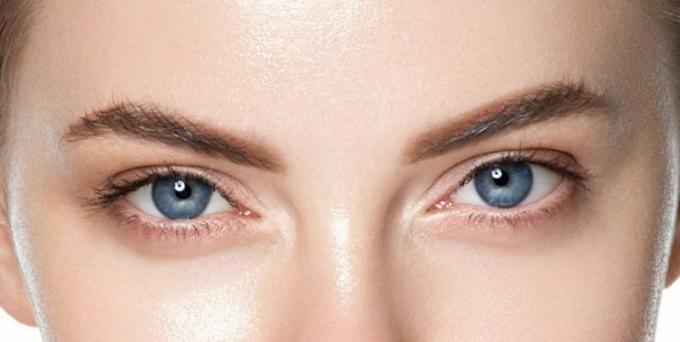 כיצד לקבוע את צורת העיניים: עיניים "מורמות"