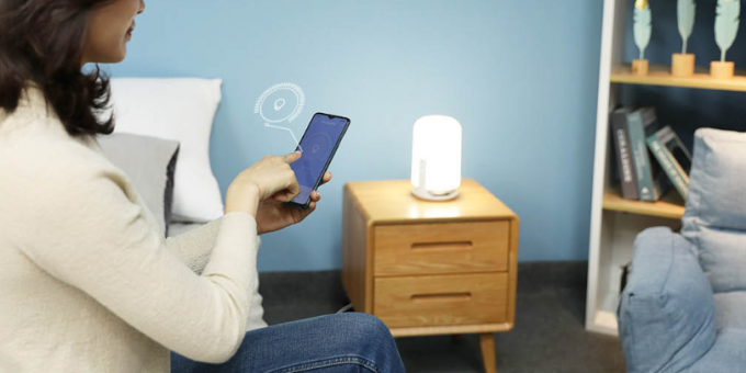 Xiaomi שחררה מנורת לילה בטוחה ראייה. היא לא פולטת אור כחול